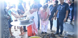 असम में बाढ़ का कहर जारी, 12 जिले प्रभावित; 98 लोगों की मौत