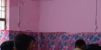 ओवरटेक के दौरान बाइक फिसली:श्रावस्ती में एक युवक गंभीर घायल, जिला अस्पताल रेफर