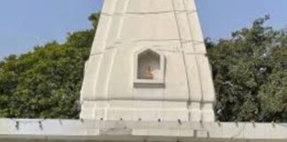 दिकौली में सावन के पहले सोमवार पर शिव जलाभिषेक:काली माता मंदिर में सुबह से उमड़ी श्रद्धालुओं की भीड़