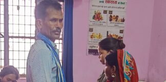 मल्हीपुर सीएचसी में वायरल फीवर के मरीज बढ़े:सर्दी-जुकाम और खांसी से परेशान लोग, डॉक्टर ने दी सावधानी बरतने की सलाह