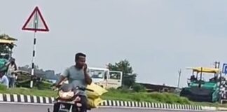 कोल्हुई में यूरिया तस्करी के आरोप:थाना क्षेत्र से बॉर्डर तक पहुंच रही खाद की खेप