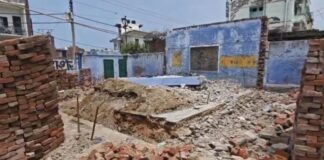 जर्जर विद्यालय पर सियासत या हकीकत? विद्यालय को लेकर AAP ने किया था ट्वीट