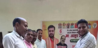एमएलसी अनूप गुप्ता का जन्मदिवस,कष्ट हरण धाम में श्रद्धा एवं उल्लास के साथ मनाया गया
