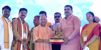 संत कबीर नगर को 684 करोड़ की सौगात