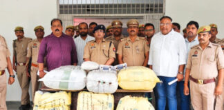 02 अंतरराज्यीय अवैध गांजा तस्कर गिरफ्तार, अनुमानित कीमत करीब 50 लाख