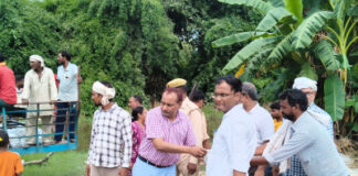 निघासन की नया पुरैना और पुराना पुरैना गांव में पहुंचा पानी,राहत में जुटा प्रशासन
