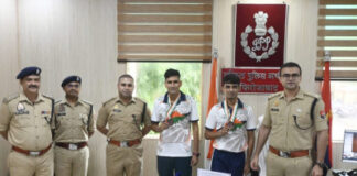 कांस्य पदक अर्जित करने वाले आरक्षियों को एसएसपी ने दी शुभकामनाएं