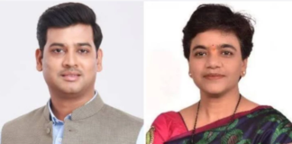 शिवसेना (UBT) नेता वैशाली दारकेकर ने पार्टी पद से इस्तीफा दिया