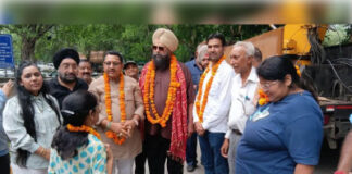 मनोज कुमार जैन के प्रयासों से दरियागंज में तीन स्थानों पर लगी हाई मास्ट लाइटें